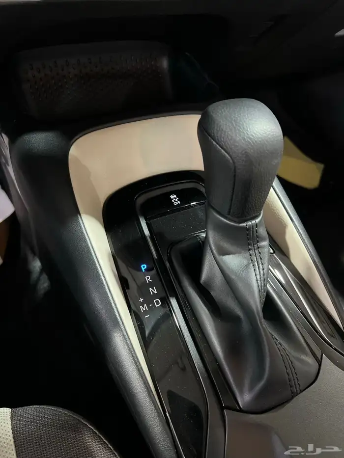 تويوتا كورولا XLi مطور جنوط 2.0 بنزين 2025 جديد 82.200 شامل 11