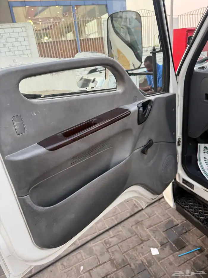 دينا هيونداي 2010 مخزنه 55 الف كيلو 28