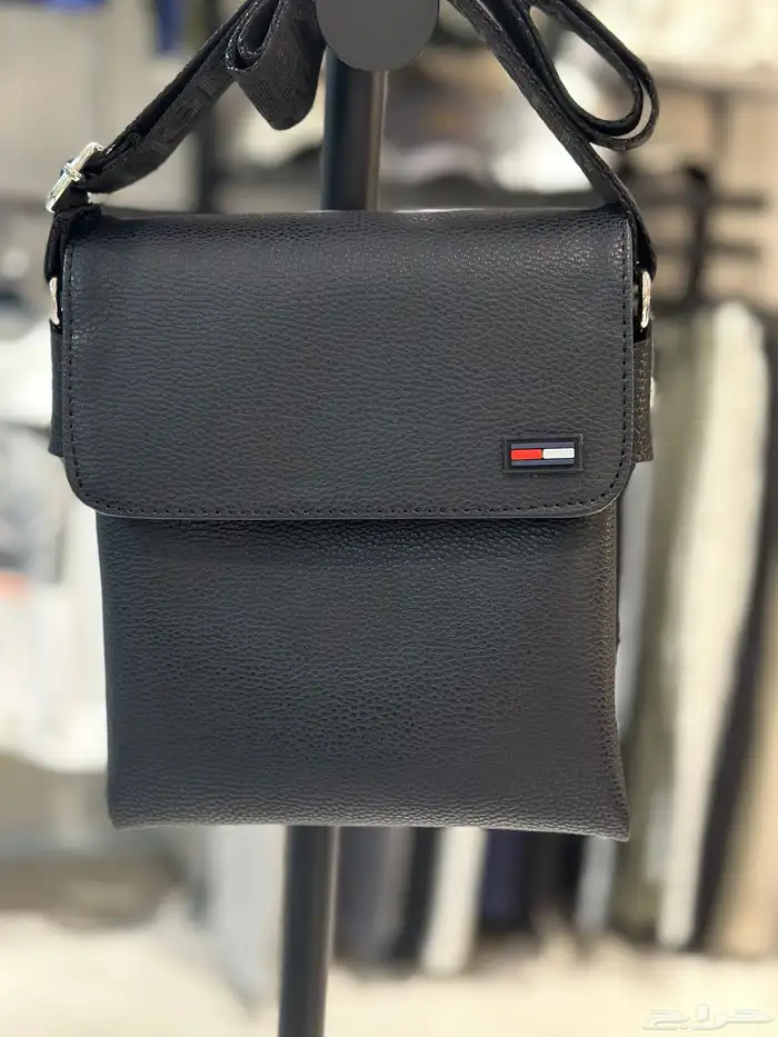 شنطة وحقيبة لويس فيتون وبرادا وقوتشي 2