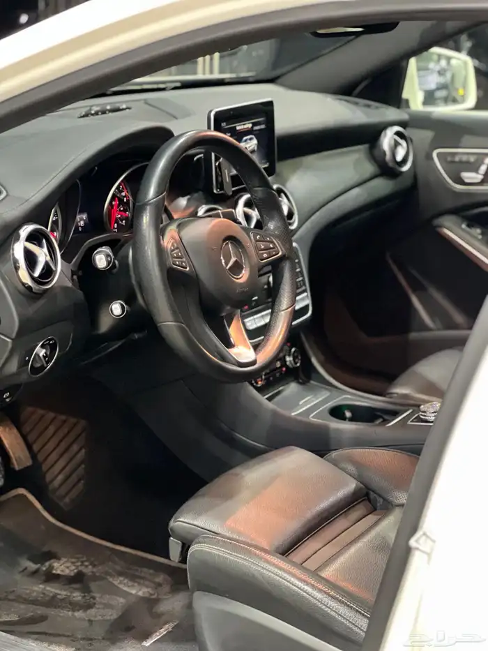مرسدس GLA 2018 10