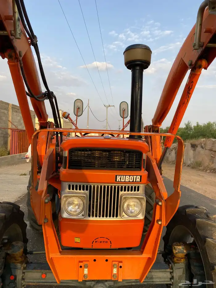 حراثة كابوتا للبيع  مخزنة 21