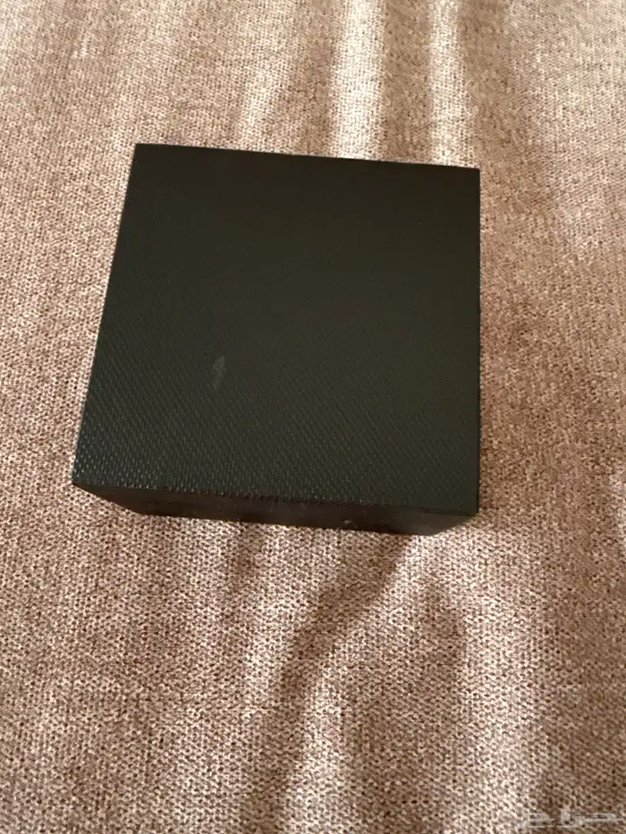 1. ساعة CITIZEN أصلية فخمة لون ذهبي   بحالة ممتاز 2