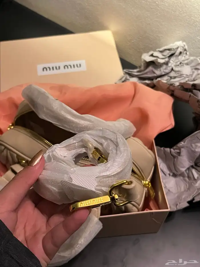 شنطة ميو ميو 8