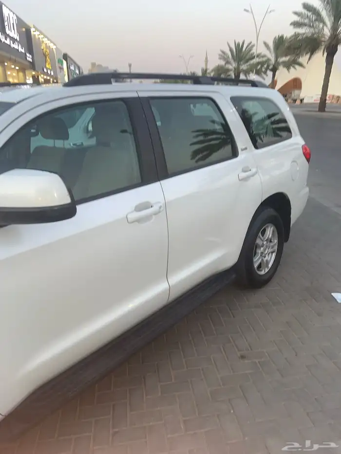 تيوتا سكويا 2016 للبيع ممشى قليل 3