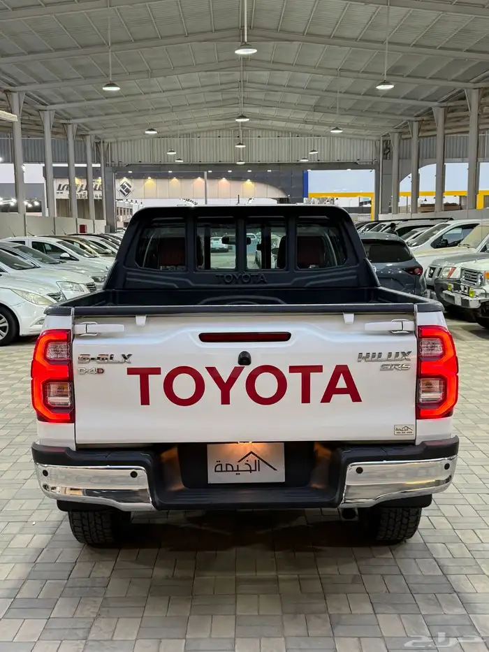 هايلوكس 2023 دبل ديزل فل كامل توماتيك 6