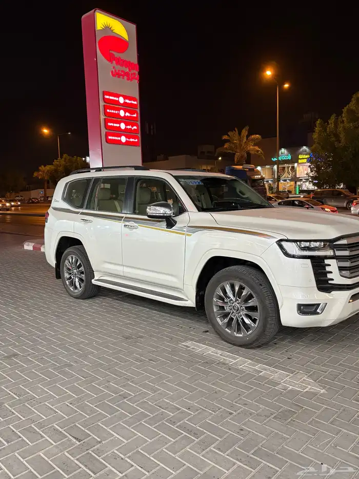 لاندكروزر vx 2022 وارد وليد 5