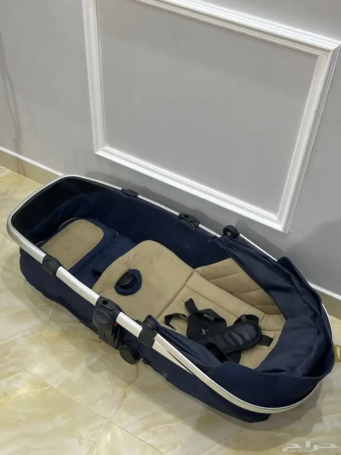 عربة مواليد للبيع جديده مافيه اي خلل 0