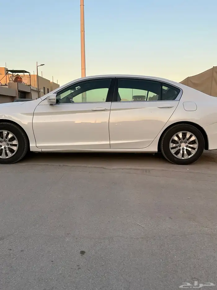 هوندا اكورد 2017 ابيض استاندر 2