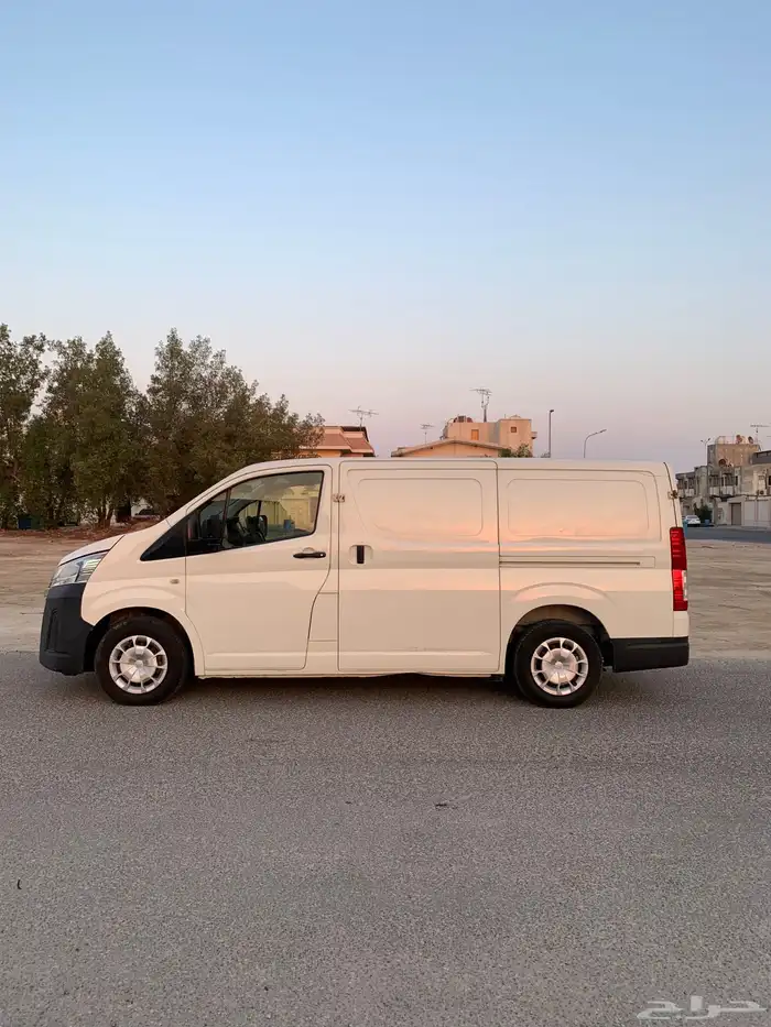 تويوتا هايس بضاعة ديزل 5