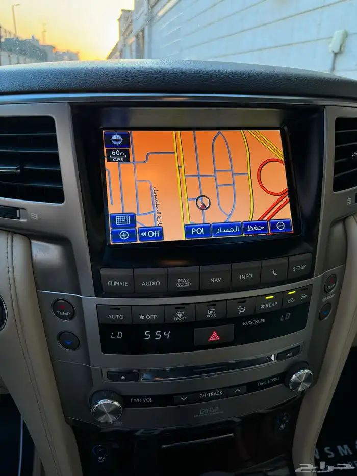 للبيع جيب لكزس LX 570 S 2014 شبه الجديد 47