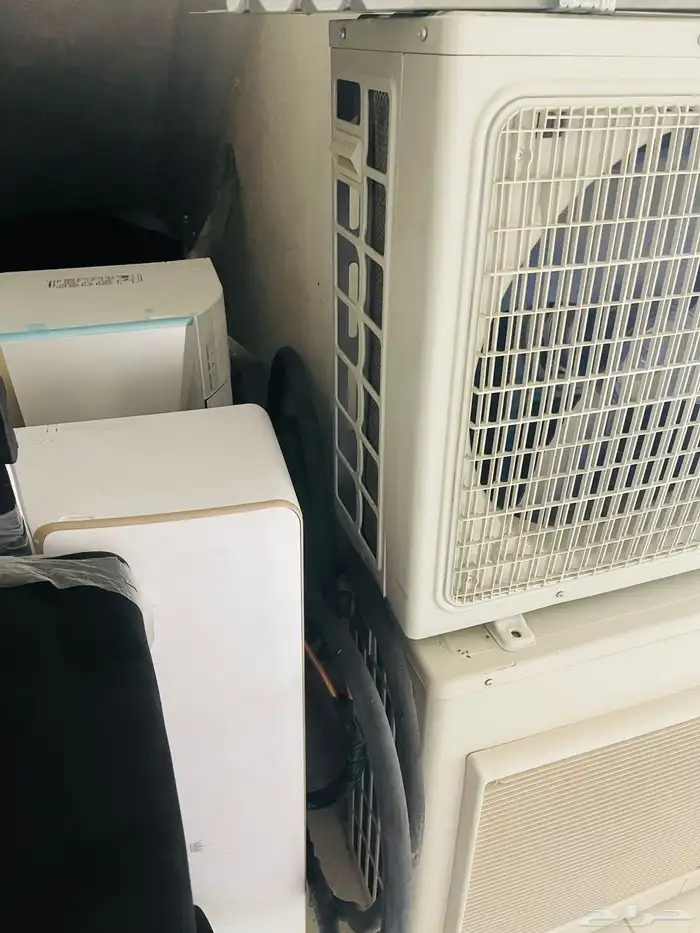 مكيفات مركزيه واثاث مكتبي 0