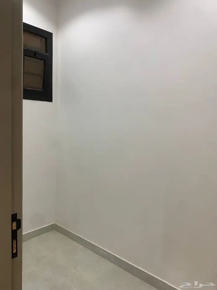 للبيع روف علوي مع ملحق با الخميس موقع مميز جدا من 650 الف 13