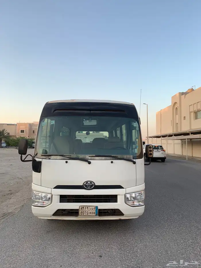 تويوتا باص ركاب كوستر  بنزين 0