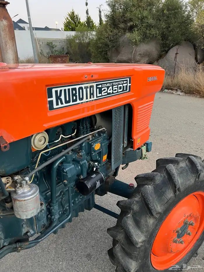 حراثة كابوتا L245 DT مخزنه 2