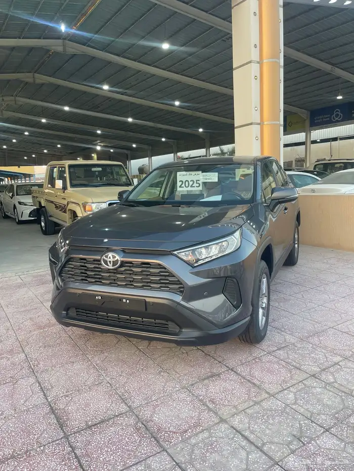 تويوتا راف فور موديل 2025 استاندر دبل 0