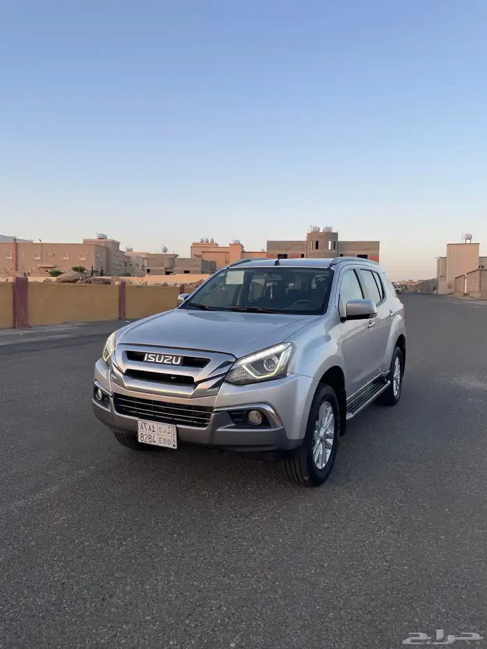 للبيع ايسوزو 2018 MUX اتوماتيك دبل 0