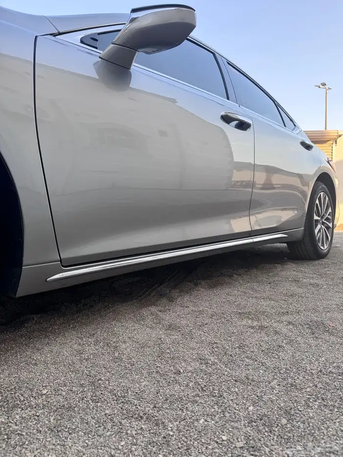 لكزز 350 ( شبه الاصفار ) 2