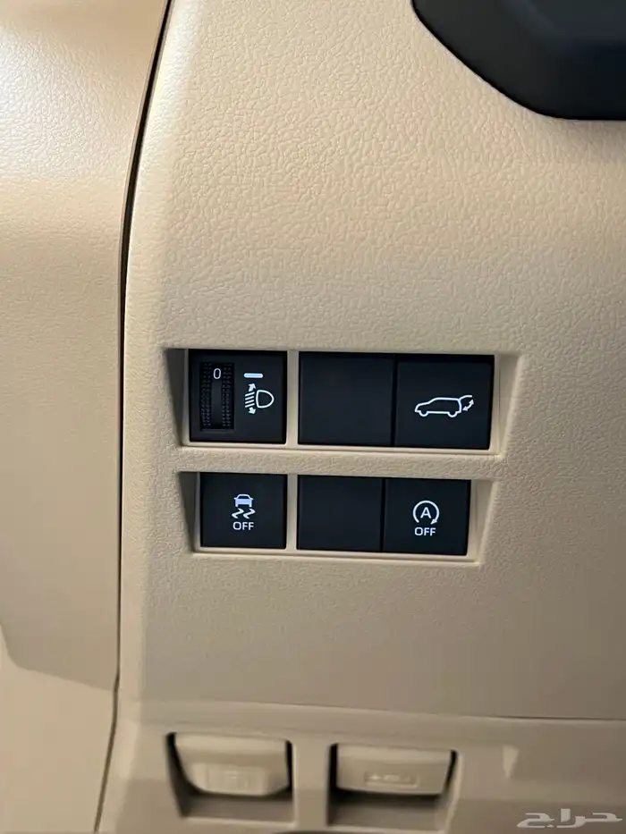 لاندكروزر 2024 رقم L4 35