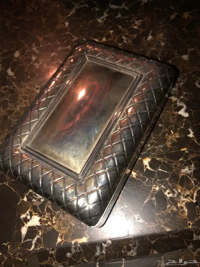 علبة كلاسك لحفظ المجوهرات من النحاس الاحمر المطلي 1