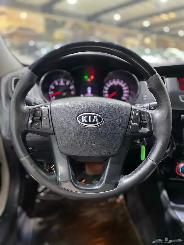 كيا كادينزا 2011 7