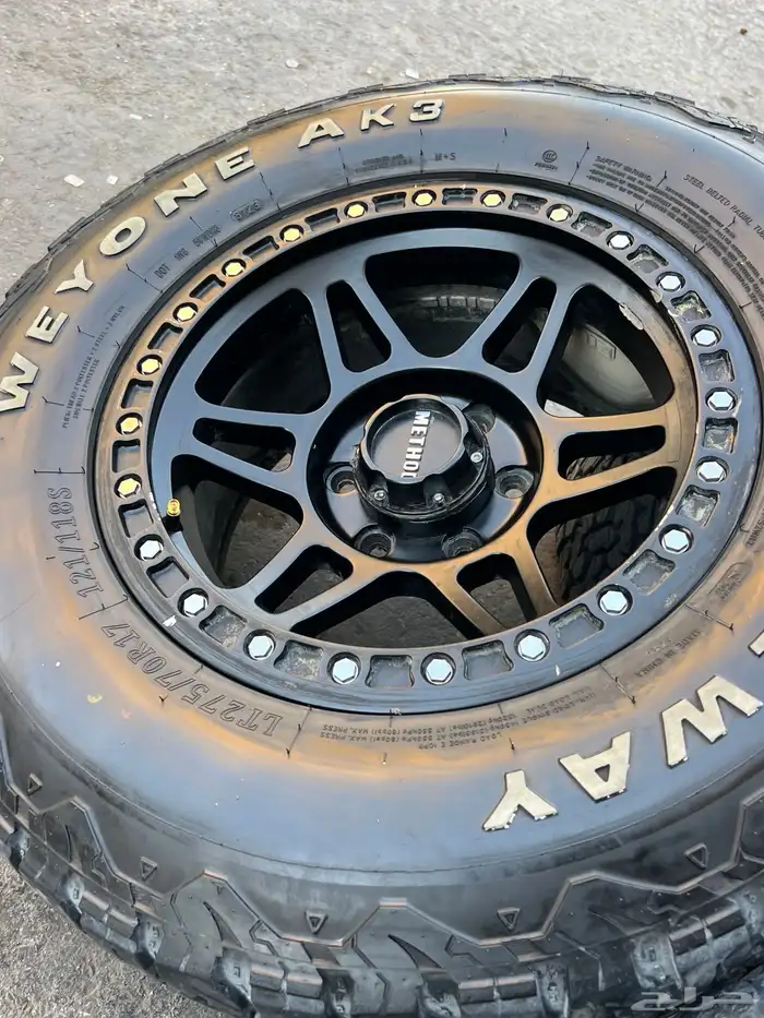 جنوط   ميتود اسود مقاس 17 مع كفرات حجرية تاريخ 23 جمس 16