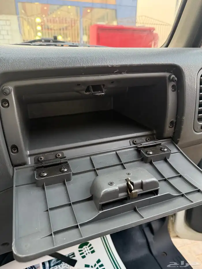 دينا هيونداي 2010 مخزنه 55 الف كيلو 17