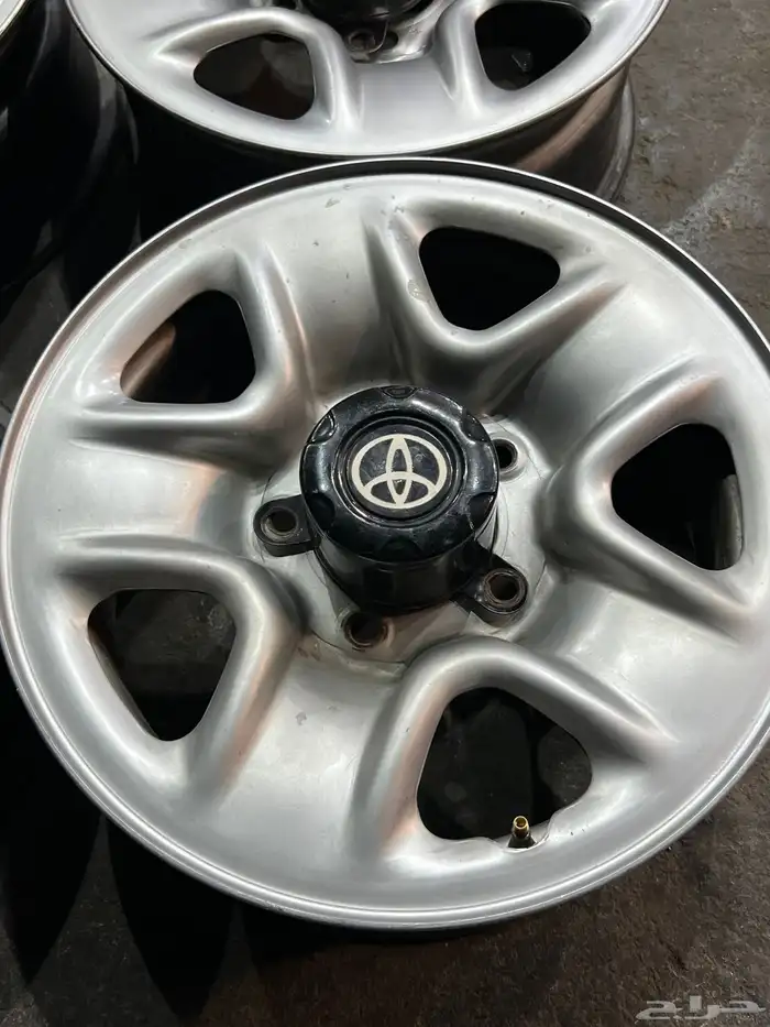 جنوط ديازلا مقاس 17مع أكواب وا صواميل 7 إنش اصلي وكالة 1