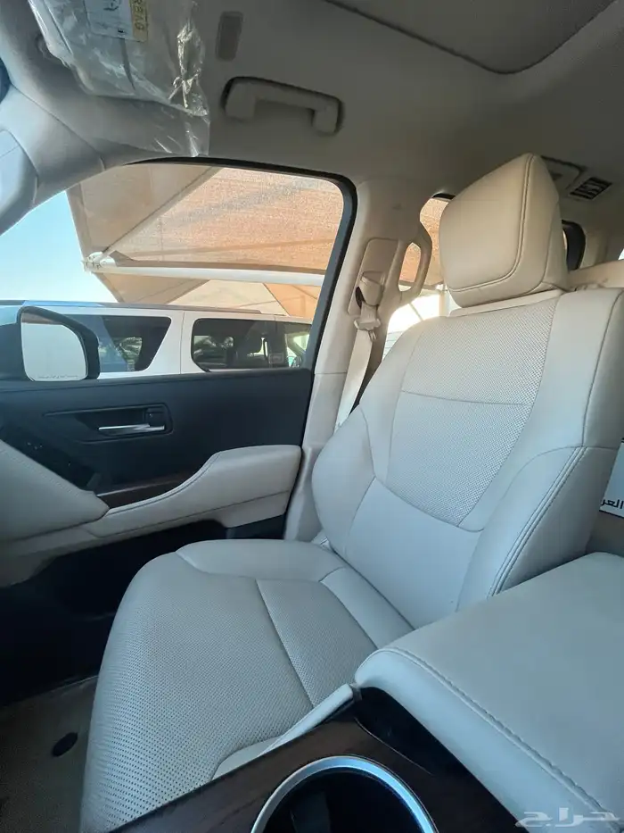 لاندكروزر 2024 رقم L4 39