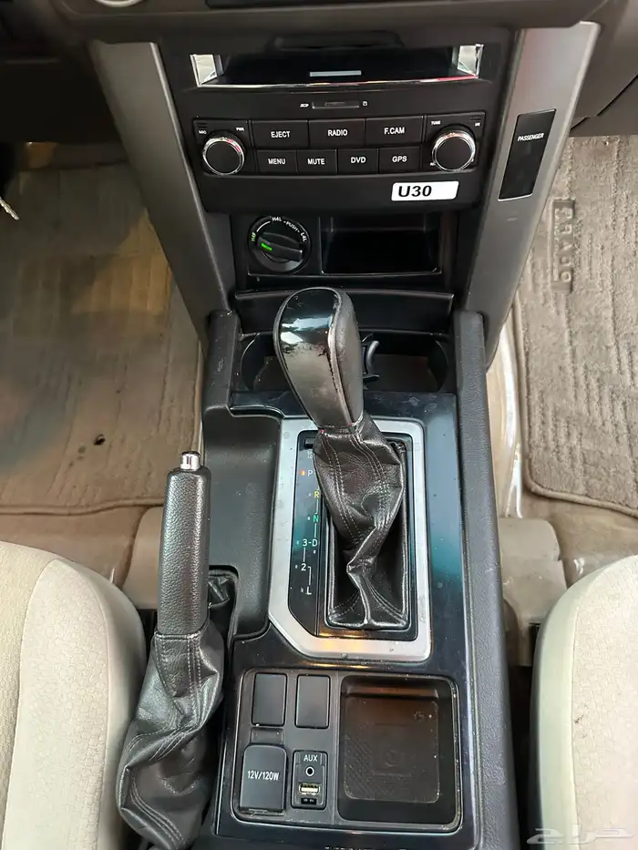 جيب برادو تويوتا TXL 2011 مخزن بحالة الوكالة 53