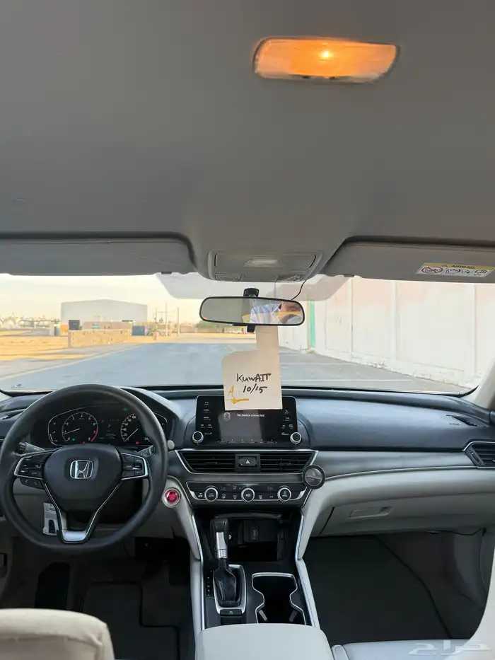 هوندا اكورد 2022 ستاندر 15