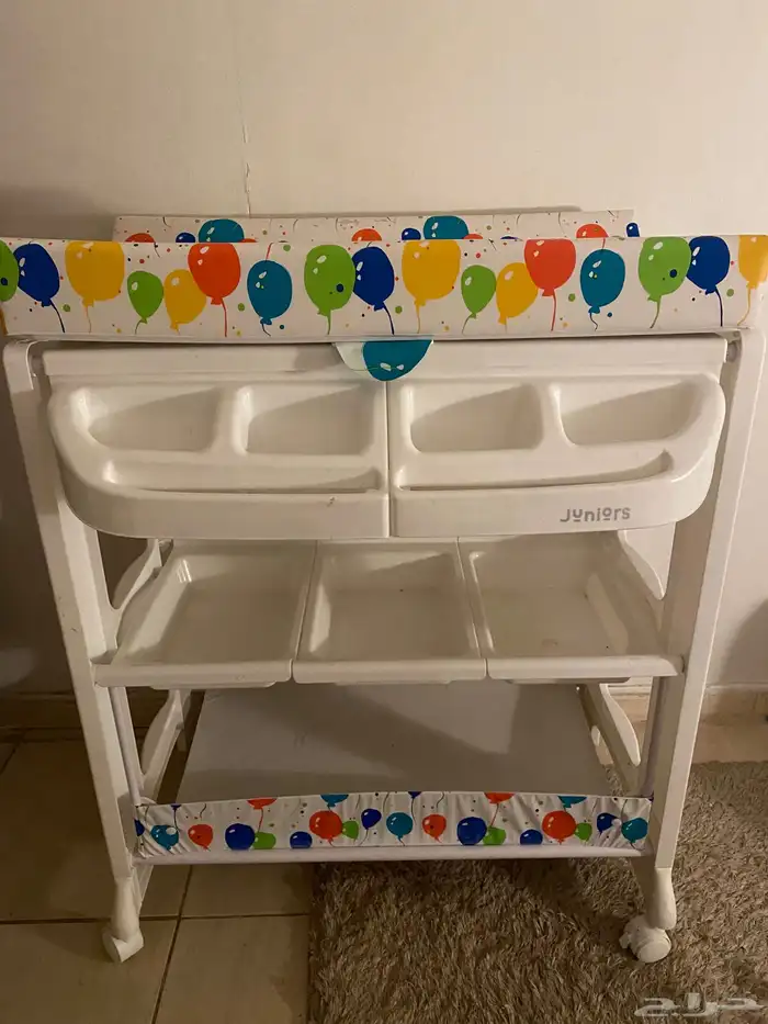 طاولة تغير للاطفال 1