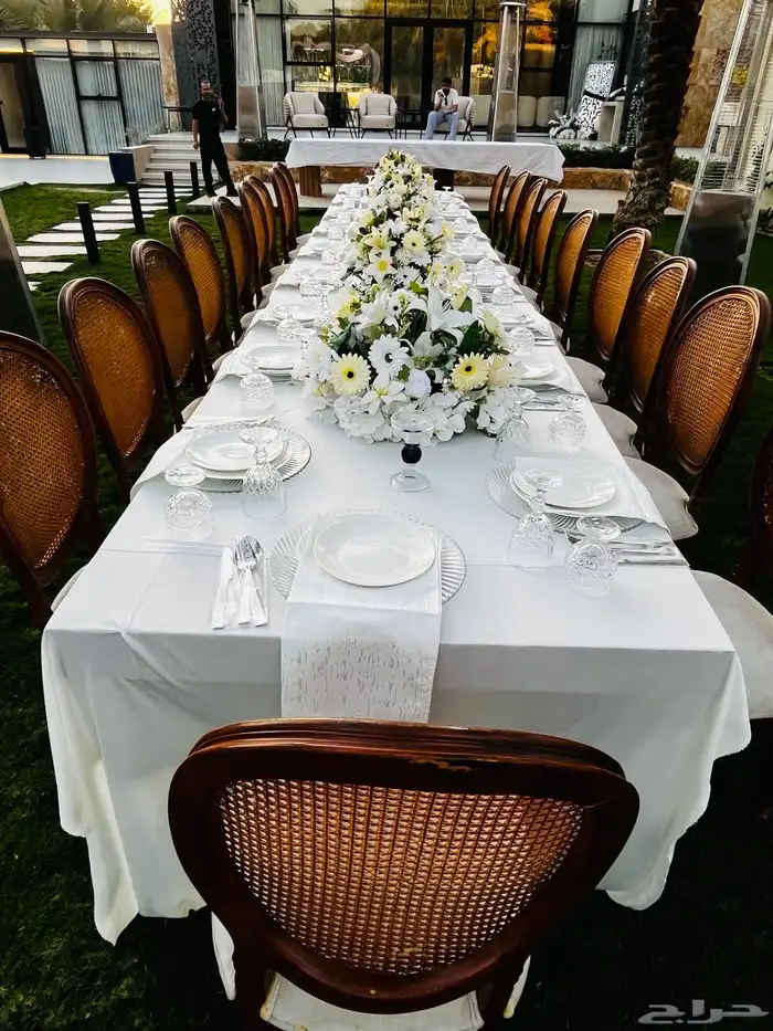 تأجير طاولات 9