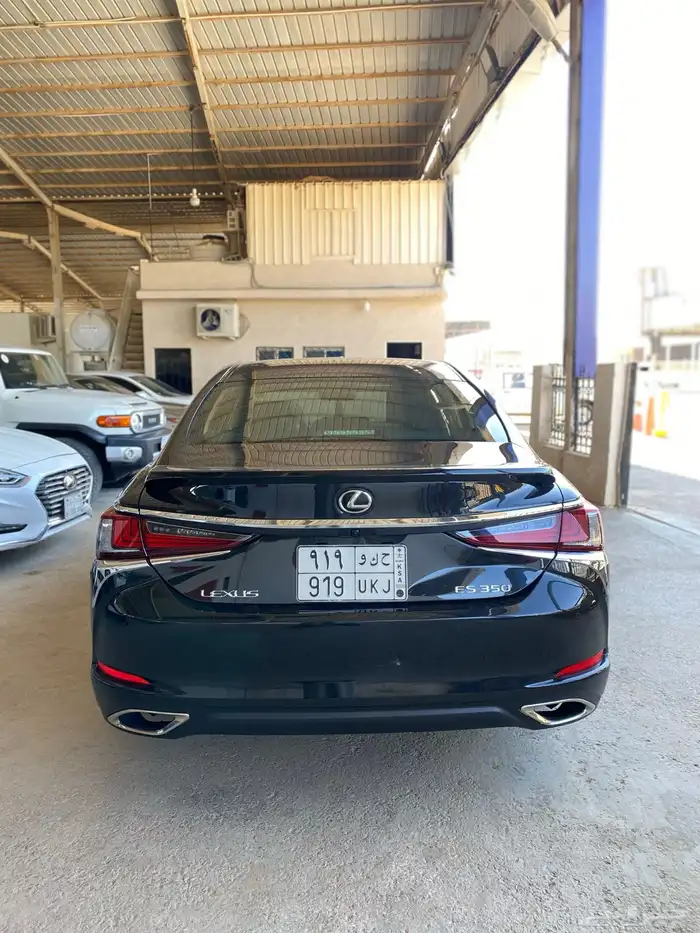 لكزس ES 350 موديل 2025 ممشى 10 ألف كيلو متر 20
