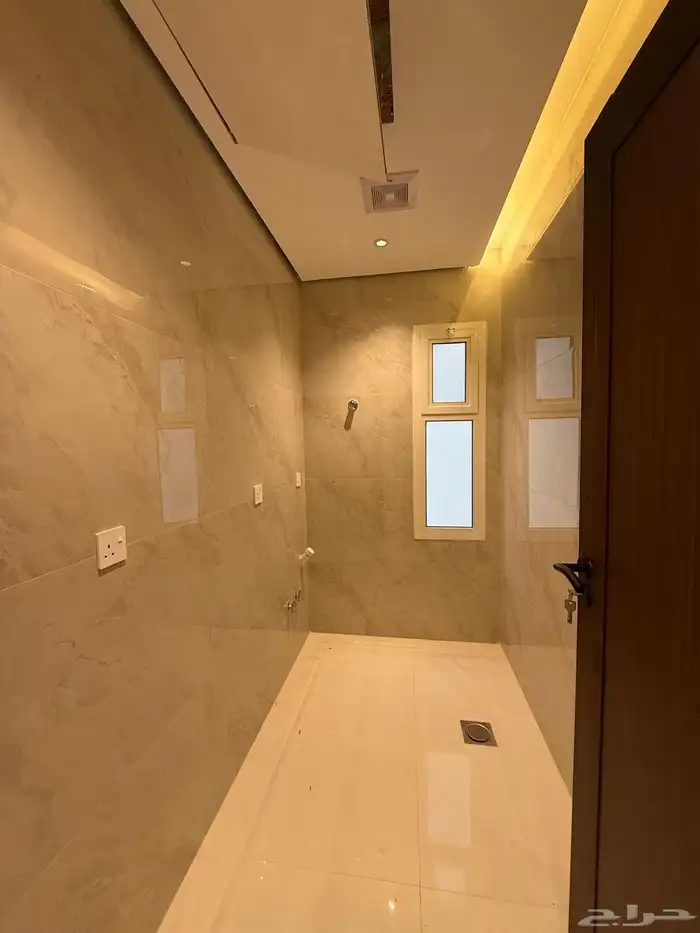 فلل روف ارضيه للبيع حي الريان 14