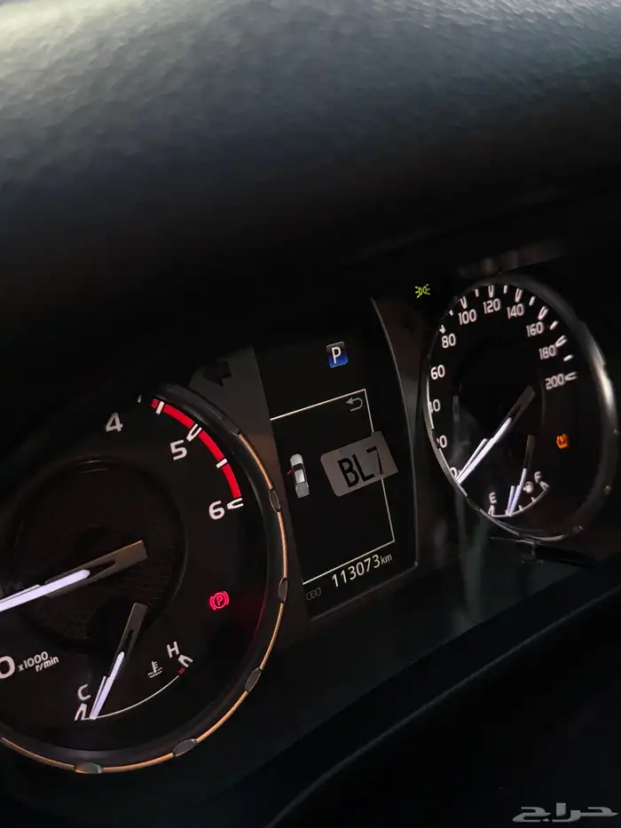 هايلوكس 2023 دبل ديزل فل كامل توماتيك 18