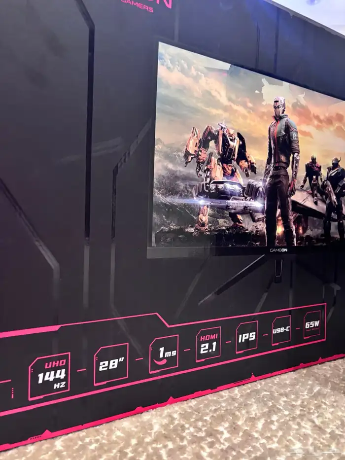 شاشة قيمنق 4k شبه جديده ورخيصه 0