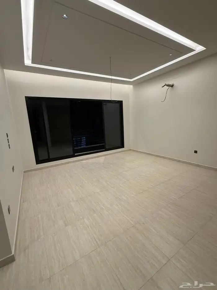 شقة فاخرة للبيع حي الفيصلية 4