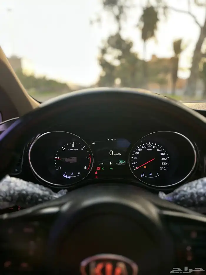 كيا كرنفال ديزل فل كامل 18