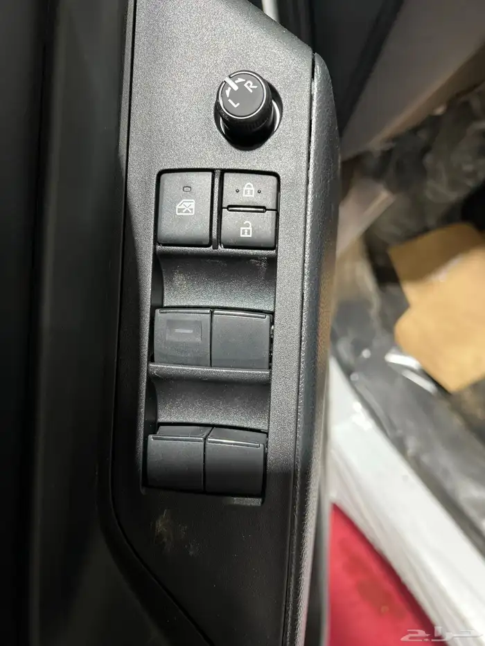 تويوتا   انوفا GL بنزين 2026 جديد سعودي 110.400 شامل 7