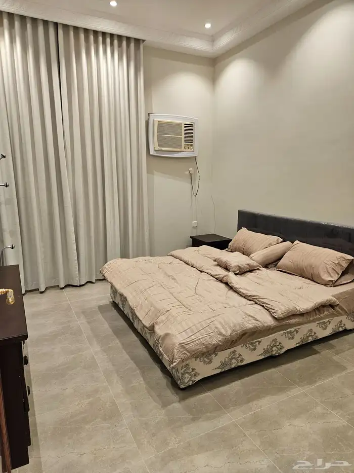 استراحة لاقينا هوم اشجار وزرع ومسبح 5