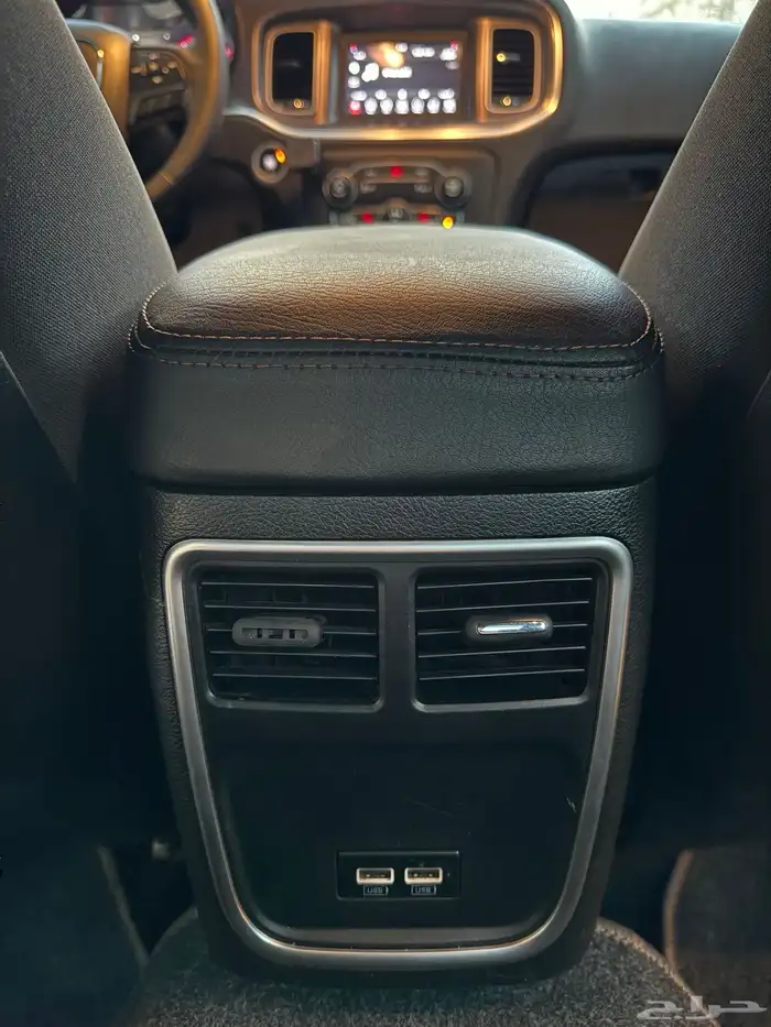 دوج تشارجر SXT 2018 17