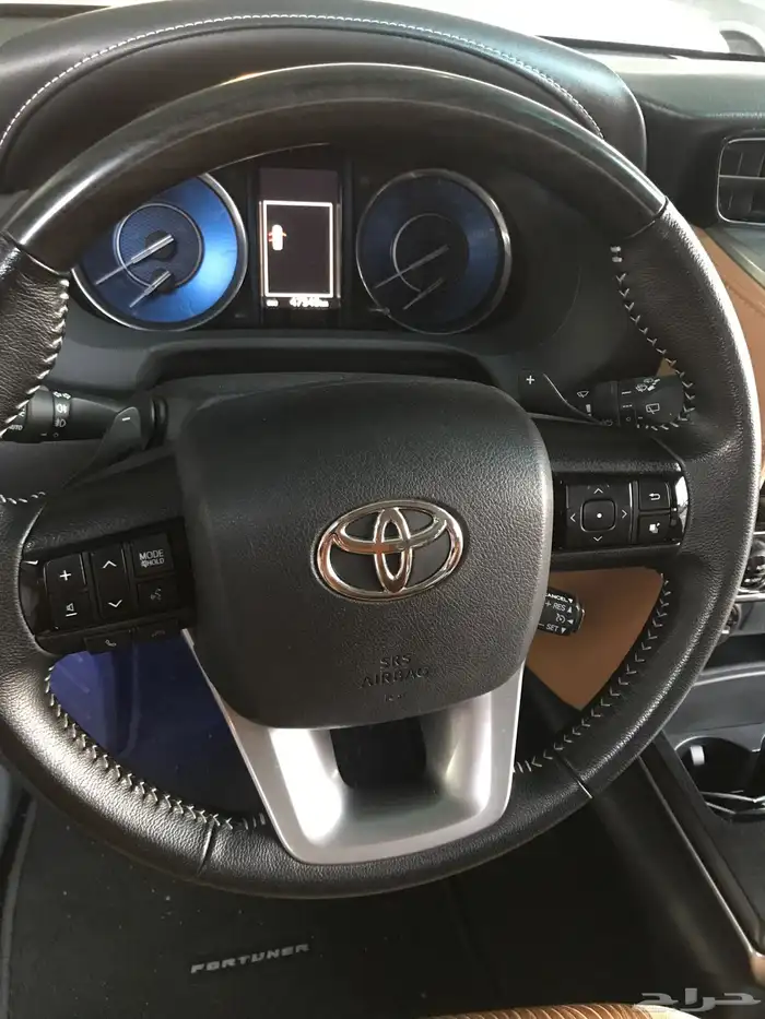 جيب فورتشنر VX1 موديل 2022 6 سلندر 16