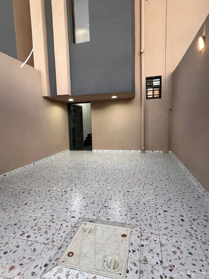 للتمليك روف علوى مع ملحق ببيكة سياره حى النور خميس مشيط 5