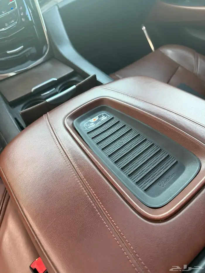 كاديلاك اسكاليد 2018 طويل 12