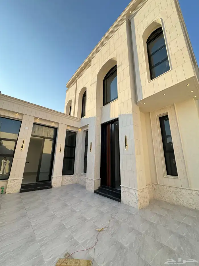 للبيع فله الخرج حي الواحه 1