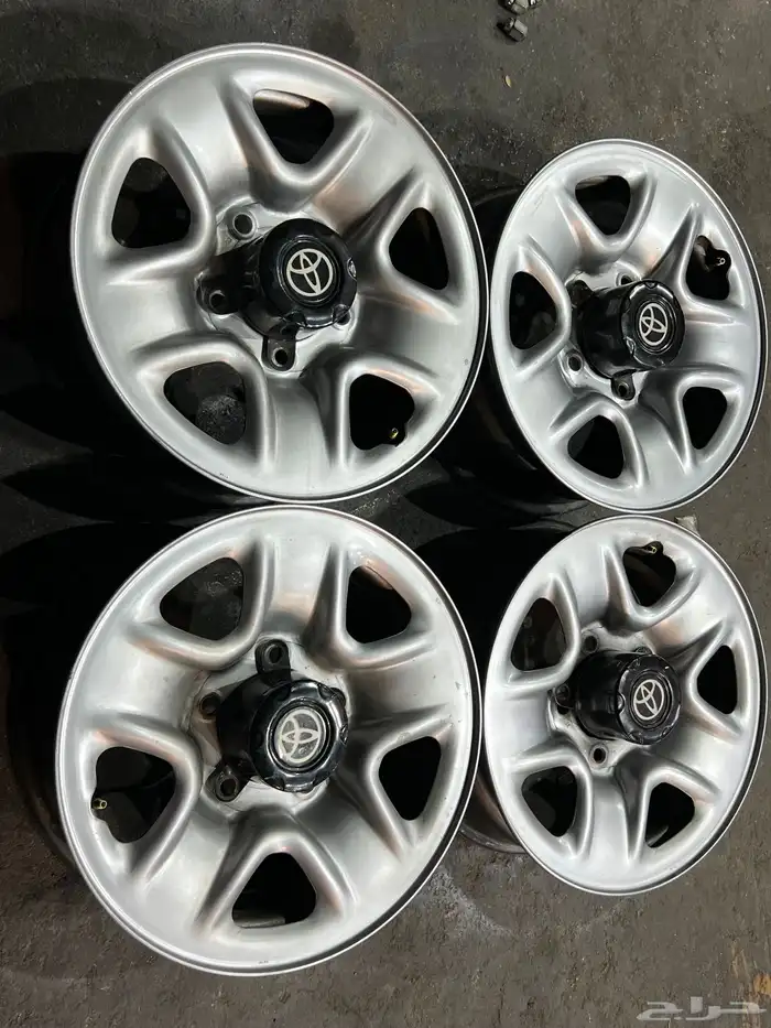 جنوط ديازلا مقاس 17مع أكواب وا صواميل 7 إنش اصلي وكالة 9