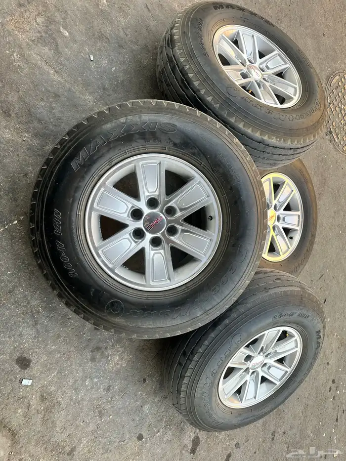 جنوط كويتي جمس سيرا مع كفرات بالون ماكسس 900.17 ت22 23