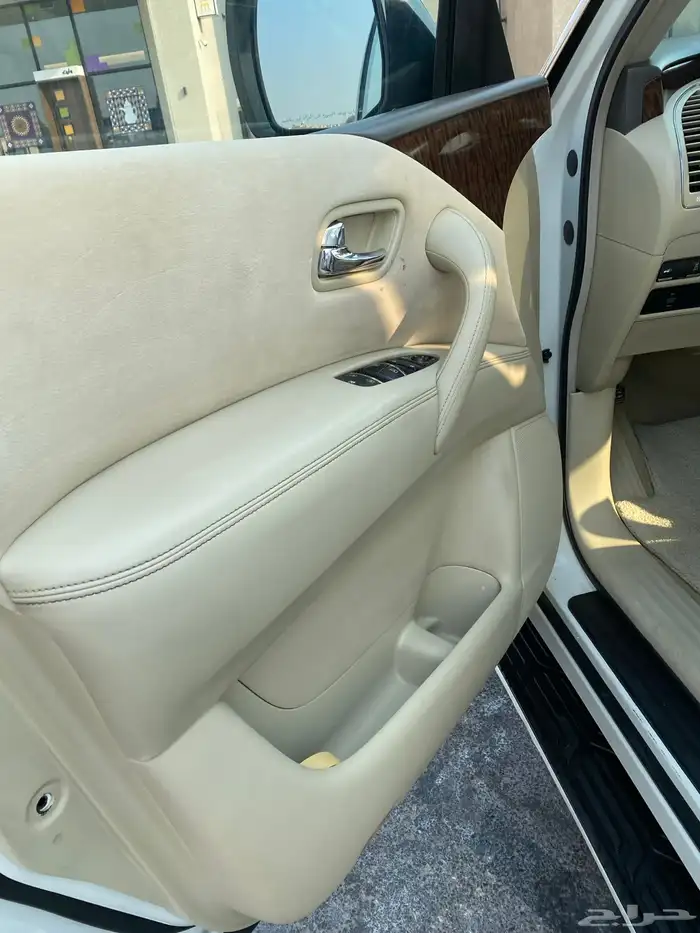 نيسان باترول 2013خالي من الرش ومحركات وكاله ثاني مالك 15