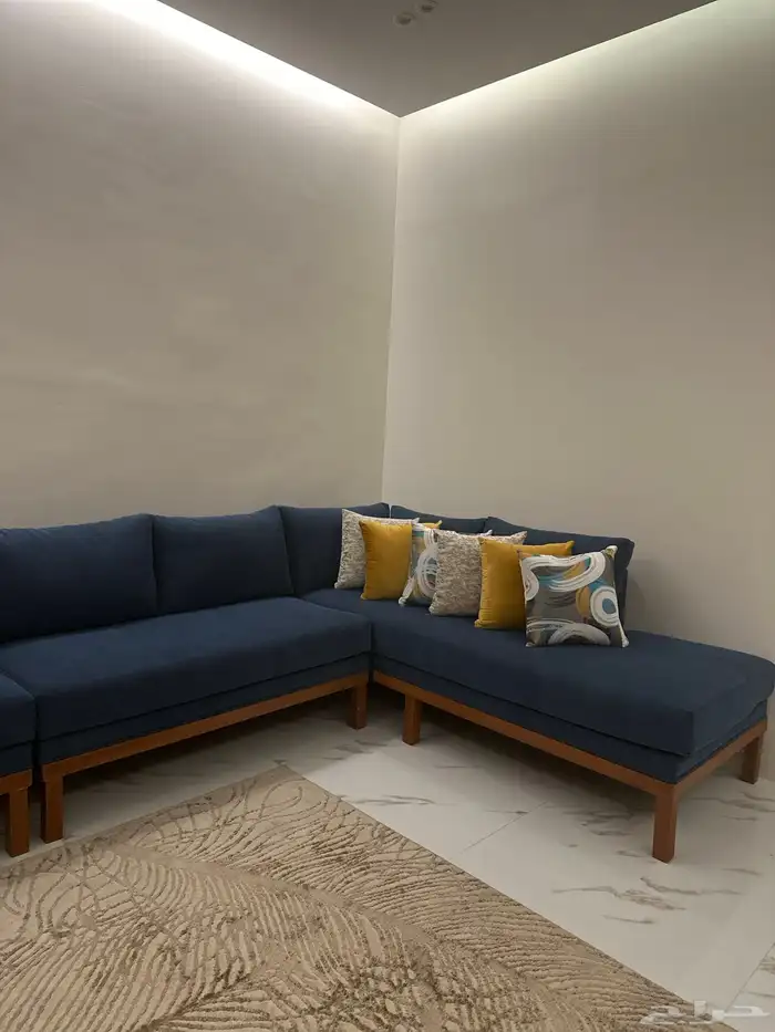 اثاث منزلي كنب للبيع جديد و نظيف 0