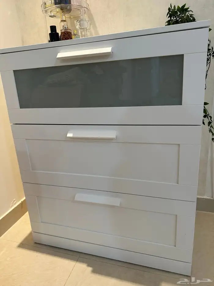 دولاب - خزانة ملابس - تسريحة من ايكيا ikea 6